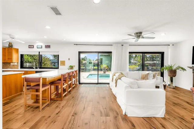 $2,495,000 | 370 Southeast 13th Avenue, Pompano Beach, FL 33060