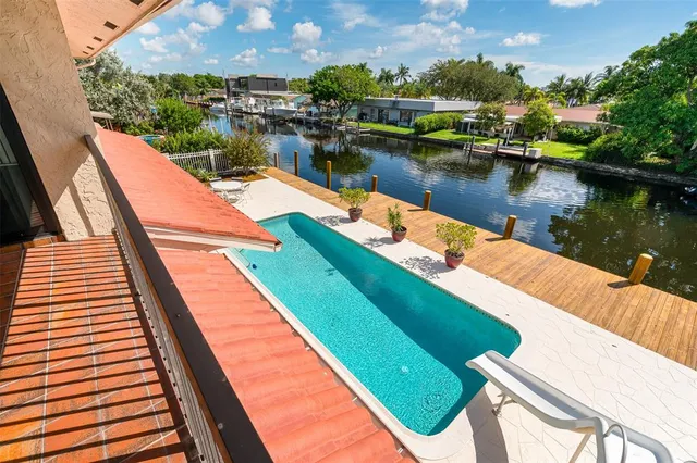 $2,495,000 | 370 Southeast 13th Avenue, Pompano Beach, FL 33060