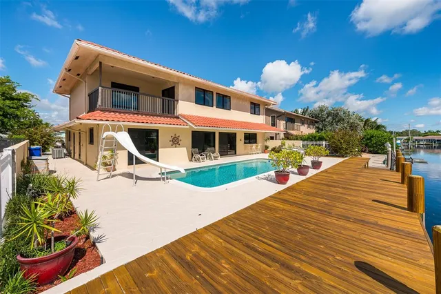 $2,495,000 | 370 Southeast 13th Avenue, Pompano Beach, FL 33060