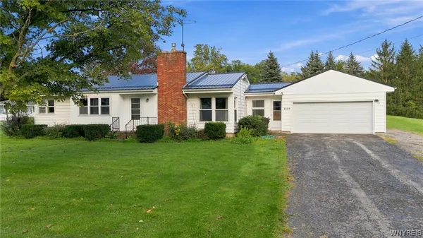 $269,900 | 4469 Grayce Avenue, Royalton, NY 14067