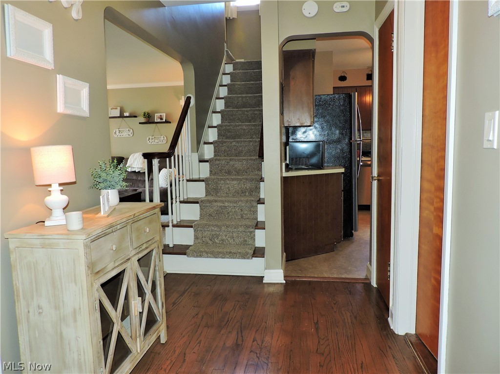 2121 Lorimer Road Cleveland, OH 44134 - Photo 7 of 33