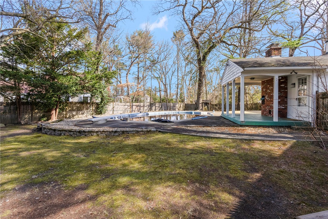 285 Crestwood Road Warwick, RI 02886 - Photo 35 of 44 Gallery Image 35