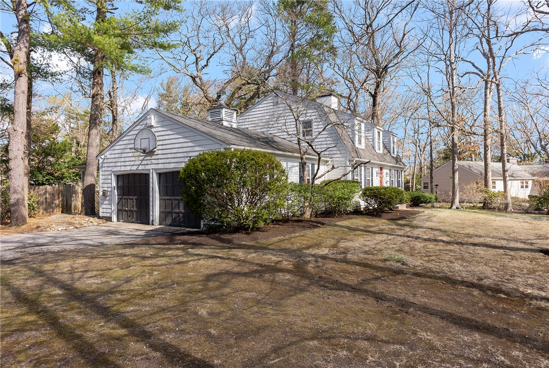 285 Crestwood Road Warwick, RI 02886 - Photo 39 of 44 Gallery Image 39
