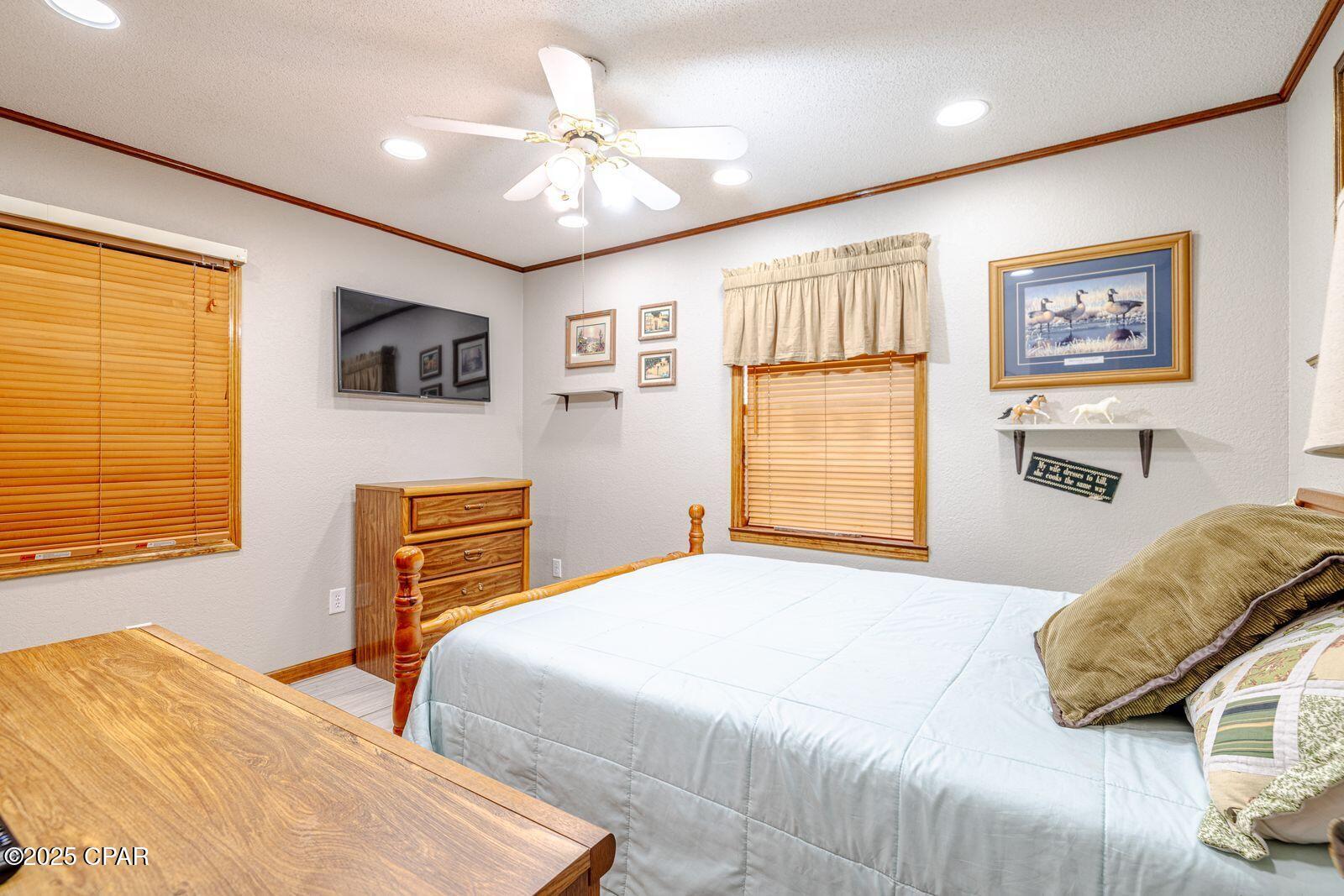 2706 Sapp Road Cottondale, FL 32431 - Photo 24 of 47