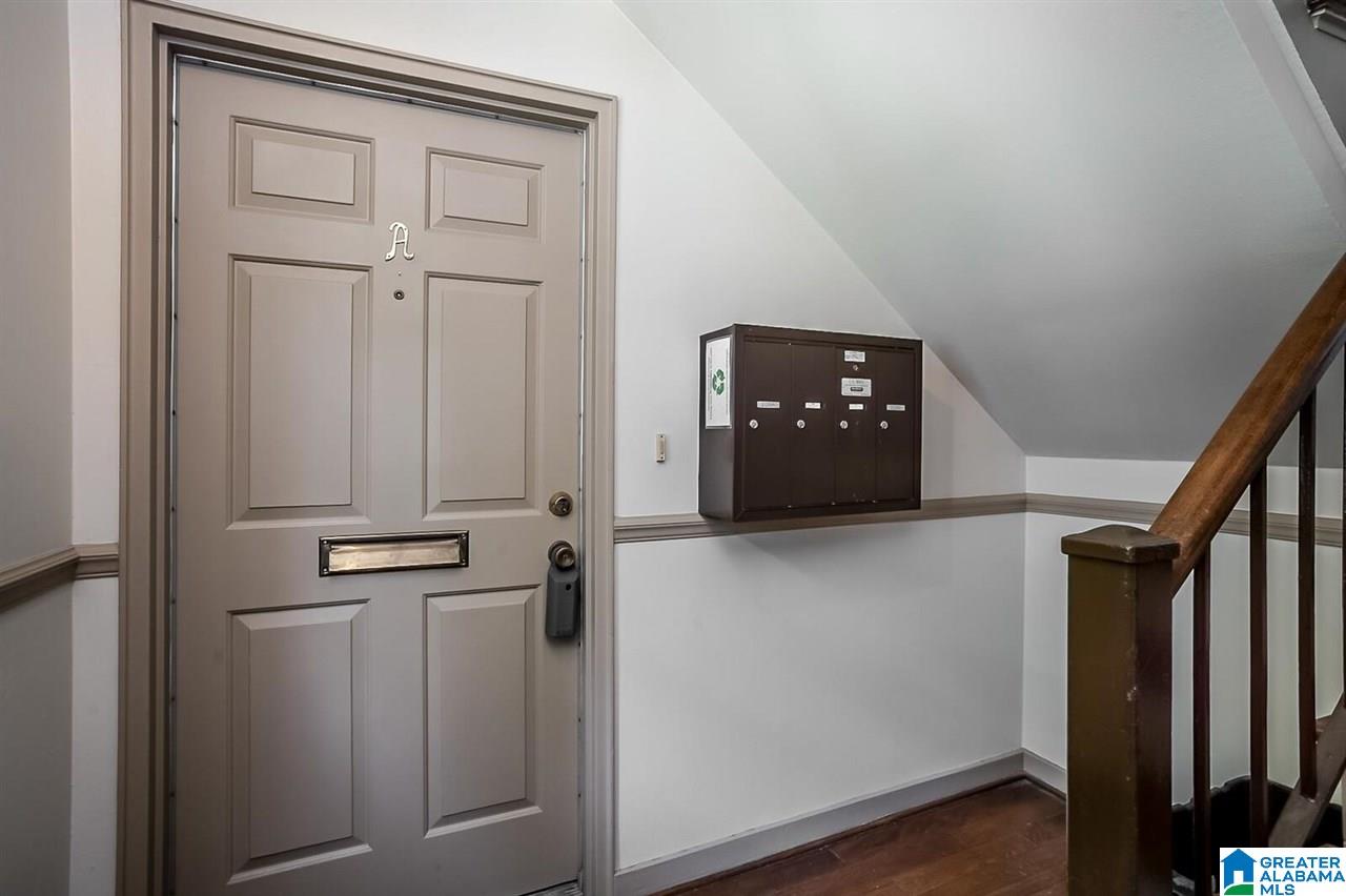 209 Fox Hall Road, Unit A Birmingham, AL 35213 - Photo 5 of 27