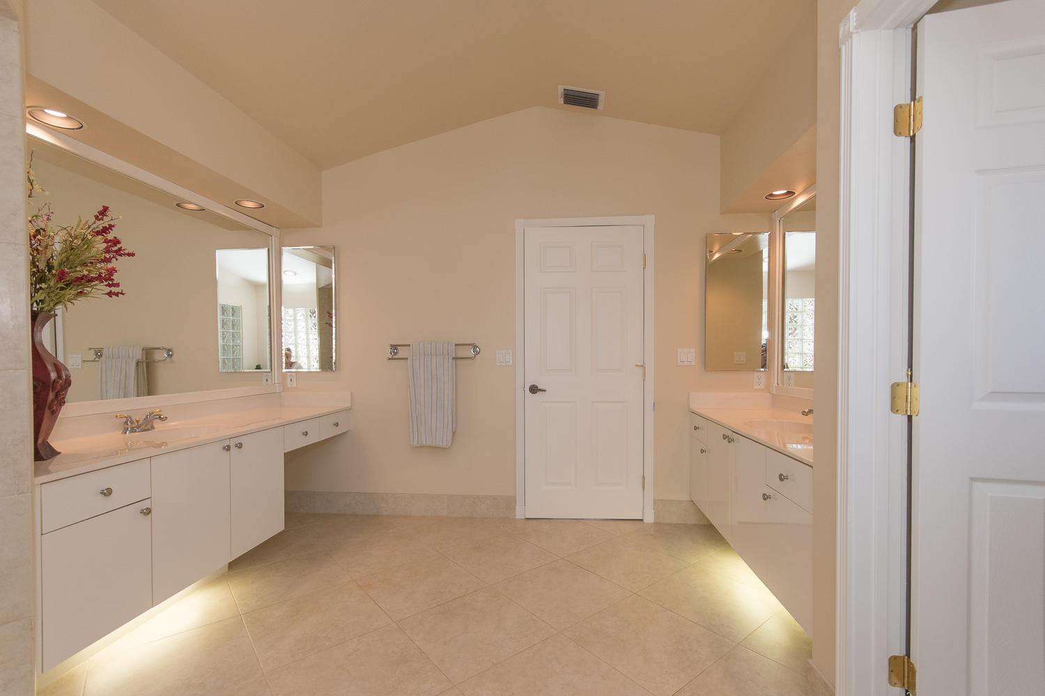 20208 Ocean Key Drive Boca Raton, FL 33498 - Photo 28 of 46 20208 Ocean Key Dr Boca Raton-large-021-