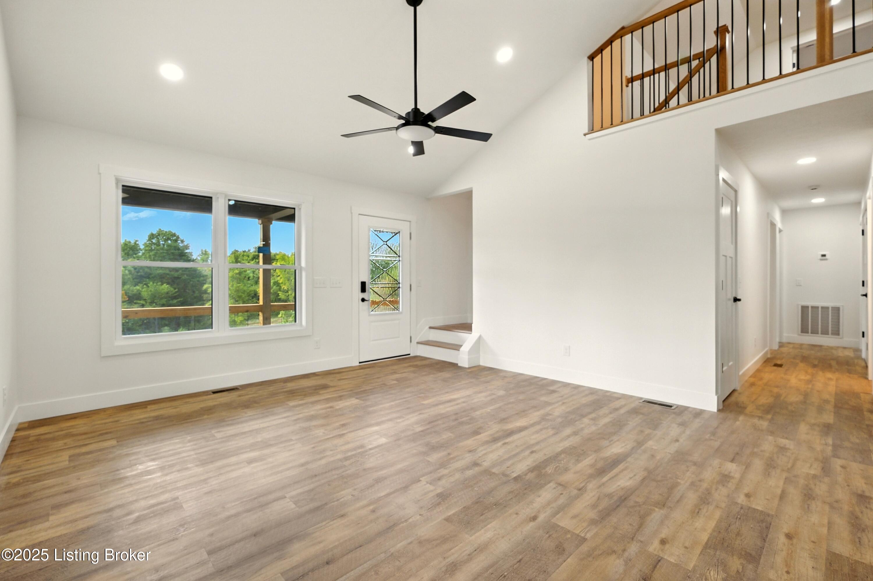 374 Nolin Estates Road Clarkson, KY 42726 - Photo 8 of 50 374nolinestates_louisvillerealestatemedi