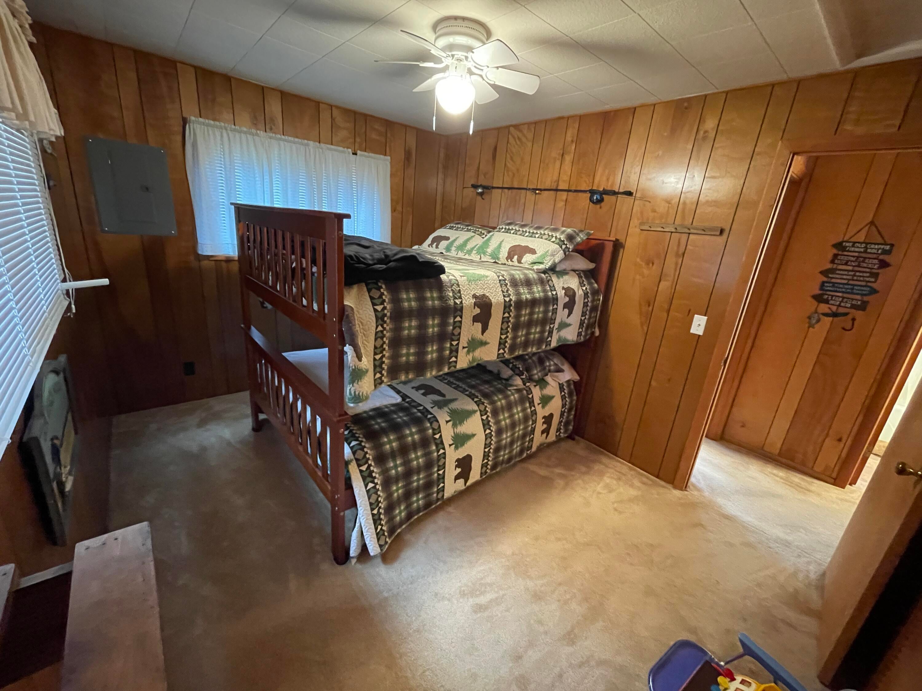 214 Chestnut Road Roscommon, MI 48653 - Photo 6 of 15 Gallery Image 6