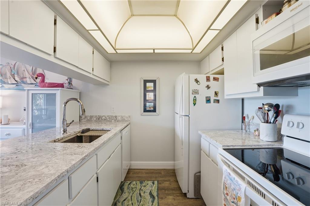 1039 Beach Road, Unit 101 Sanibel, FL 33957 - Photo 12 of 43