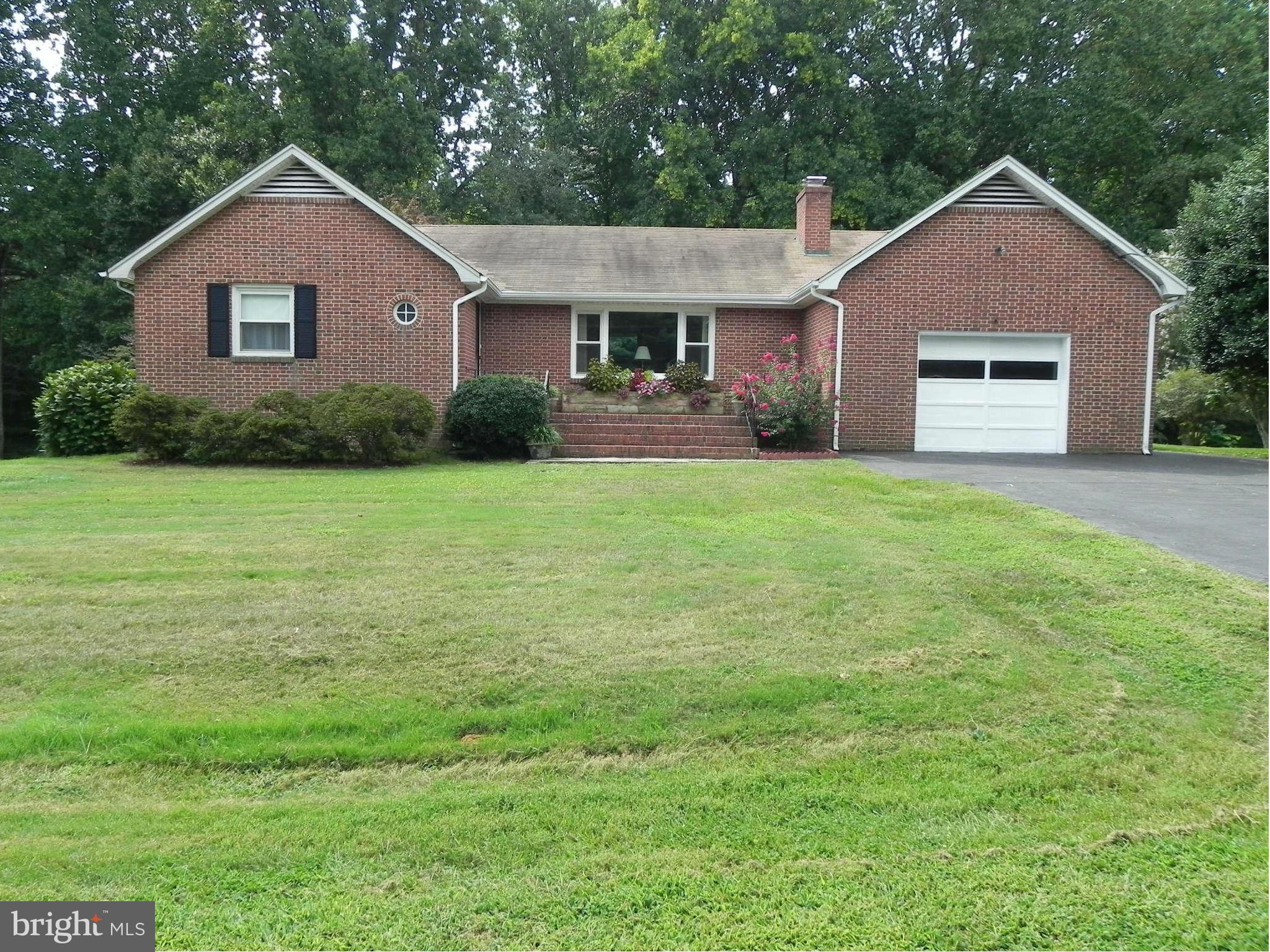 505 Ridge Road Annapolis, MD 21401 - Photo 1 of 30 Front elevation: All brick