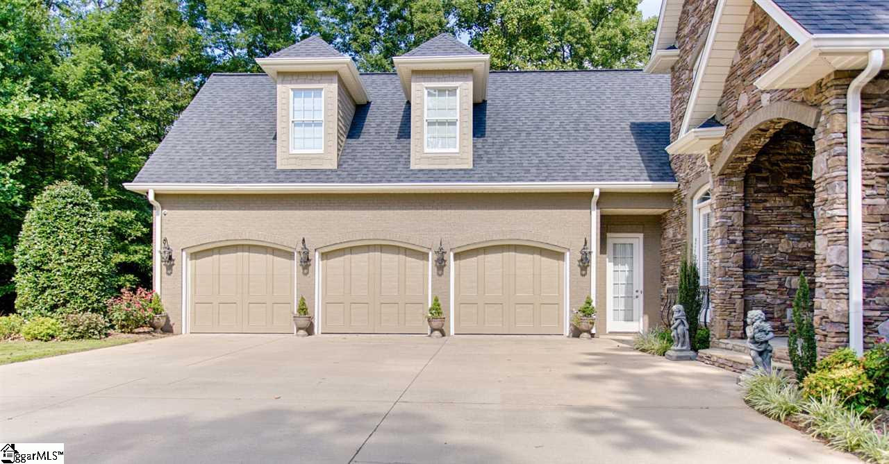 3559 Ballenger Road Greer, SC 29651 - Photo 3 of 36