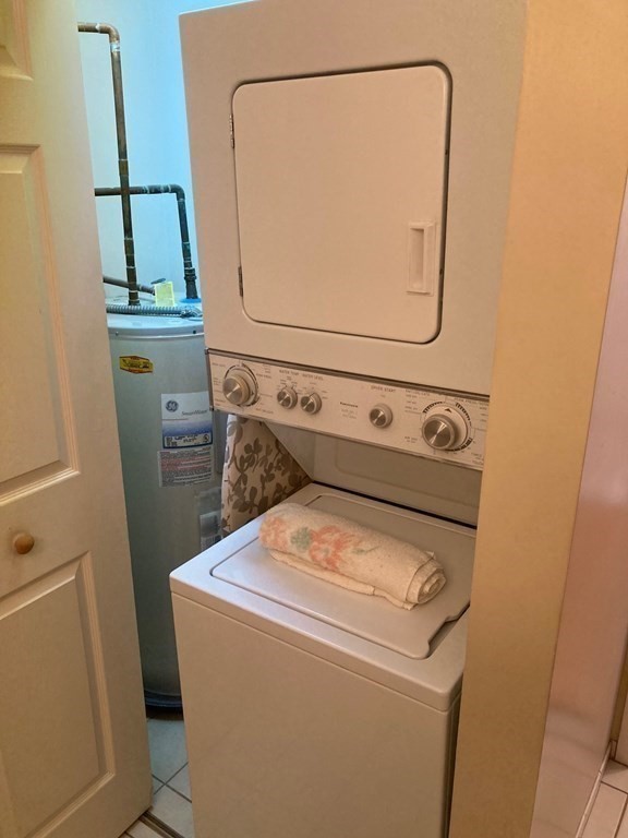 72 School Street, Unit 5 Everett, MA 02149 - Photo 17 of 21 a utility room with dryer and washer