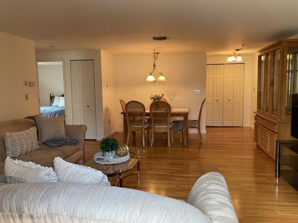 72 School Street, Unit 5 Everett, MA 02149 - Photo 6 of 21 a living room with furniture