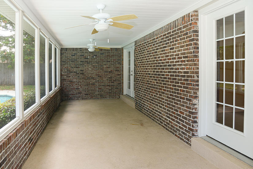 7 Elkwood Court Shalimar, FL 32579 - Photo 18 of 23 a view of entryway with stairs