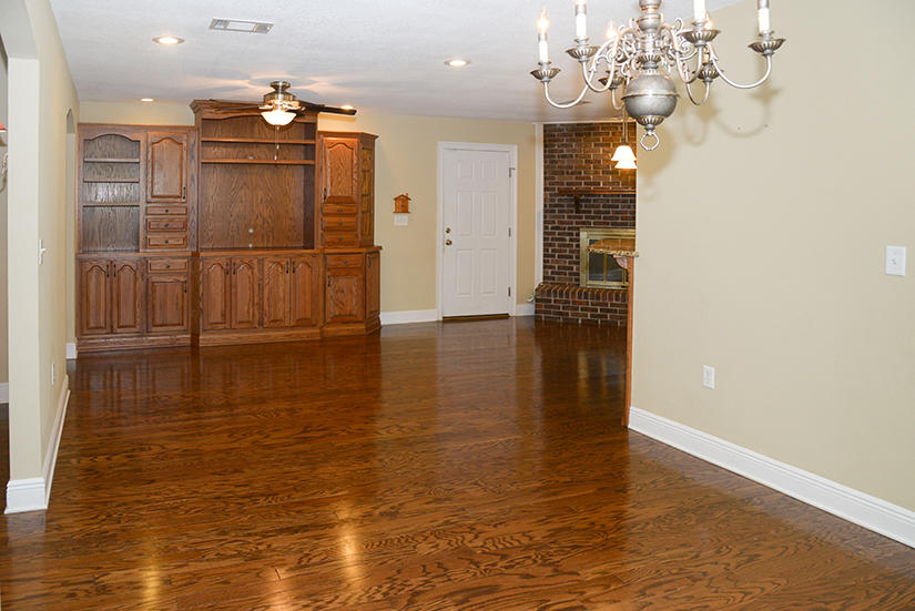 7 Elkwood Court Shalimar, FL 32579 - Photo 6 of 23 a view of a hallway with wooden floor