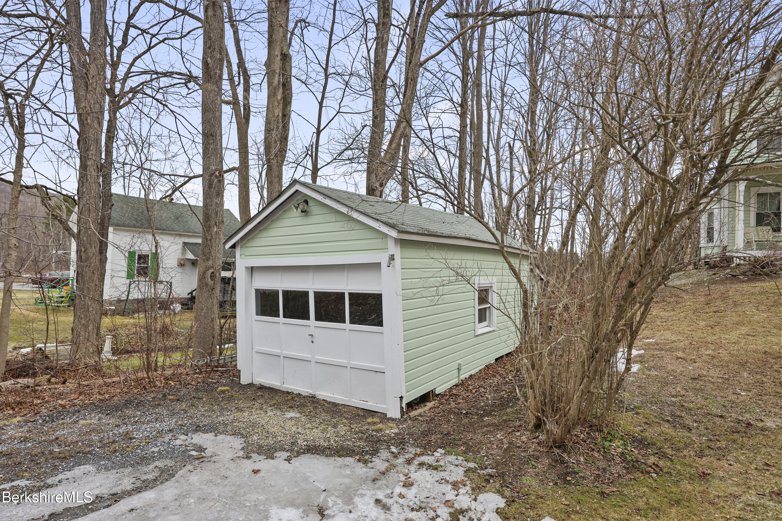 3 Van Schaack Road West Stockbridge, MA 01266 - Photo 40 of 42 230 Garage