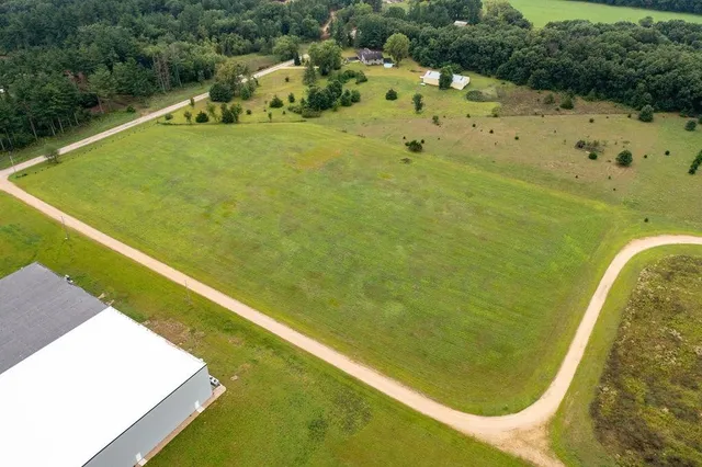 $177,000 | 8.46-acres 8.46-acres Coon Rock, Arena, WI 53503