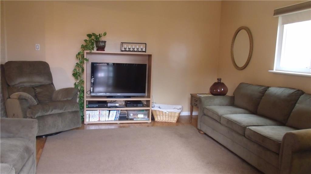 847 Middle Road Pittsburgh, PA 15234 - Photo 9 of 20 Great amount of space for the whole family!