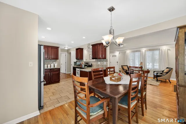 $410,000 | 17 Elizabeth Street, Granby, CT 06035