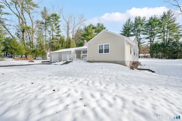 $410,000 | 17 Elizabeth Street, Granby, CT 06035
