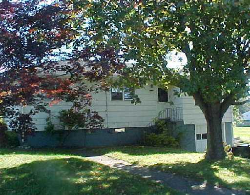 378 Mail Coach Road Portsmouth, RI 02871 - Photo 1 of 1 Exterior Front.
