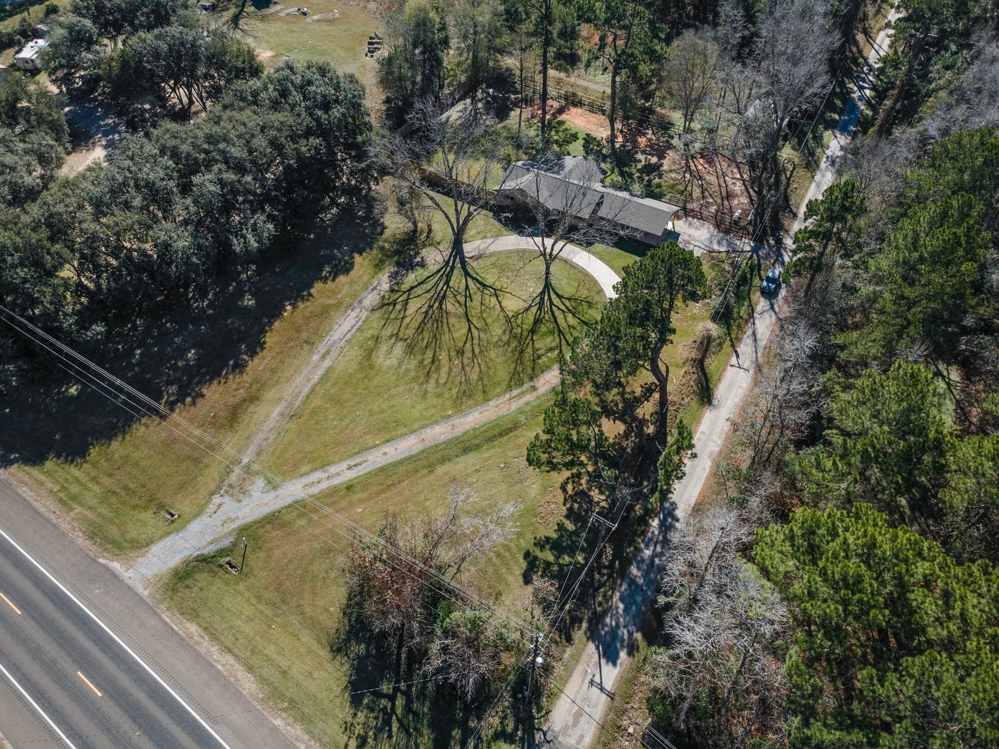 44271 Highway 105 Hull, TX 77564 - Photo 35 of 38 a view of a yard