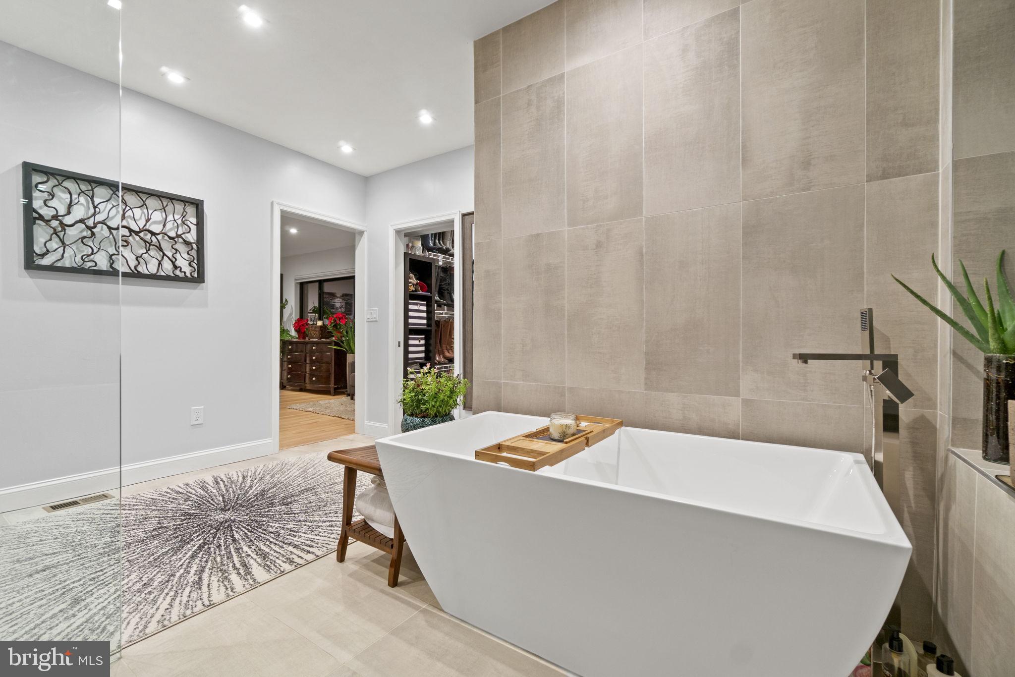 7900 Glendale Road Chevy Chase, MD 20815 - Photo 16 of 35