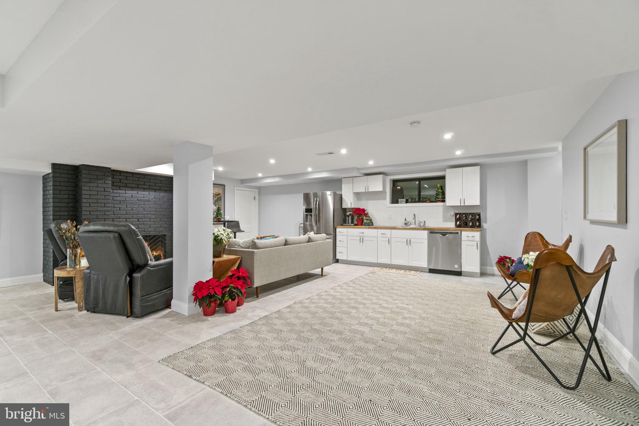 7900 Glendale Road Chevy Chase, MD 20815 - Photo 25 of 35