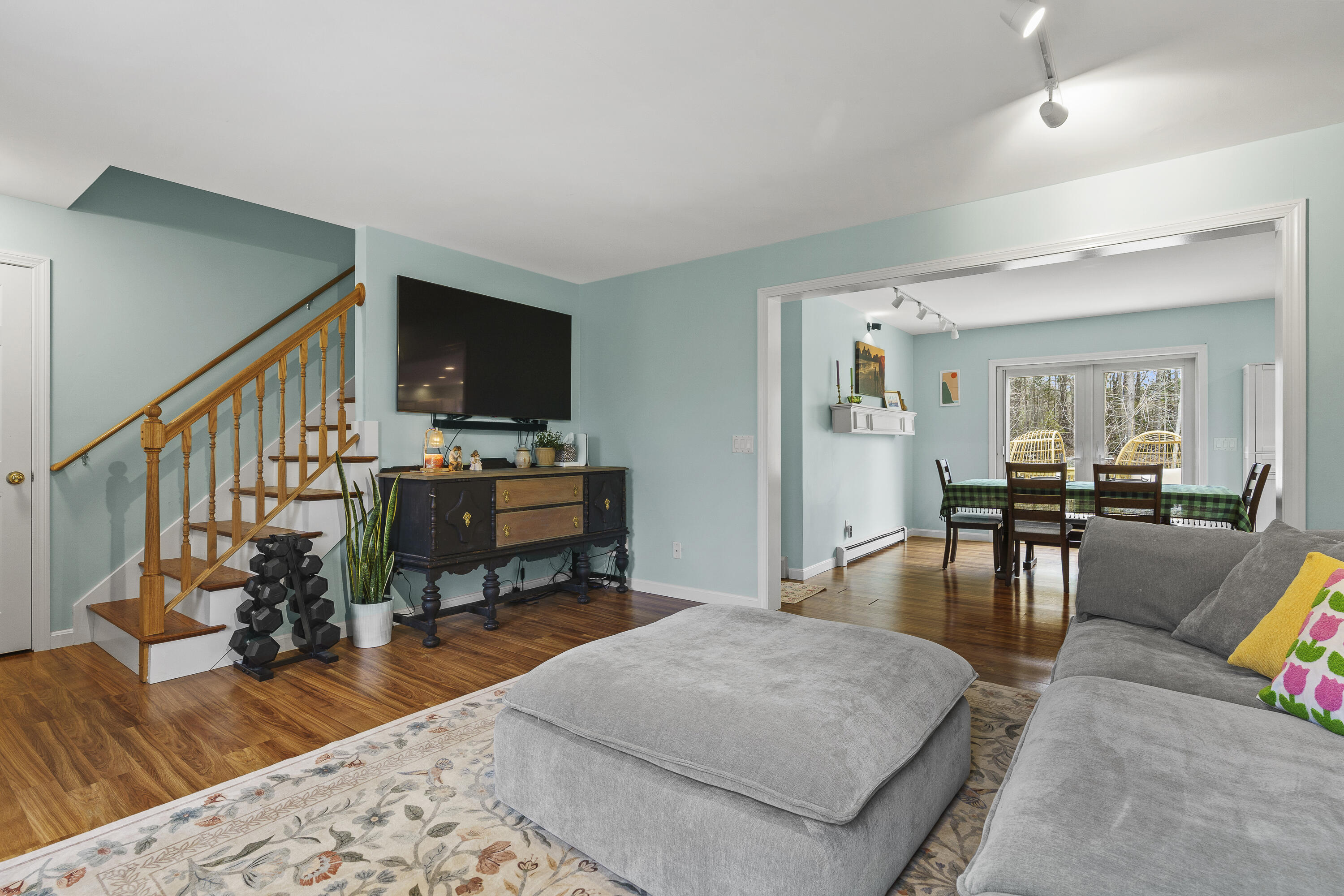 2 Prosper Way Cape Neddick, ME 03902 - Photo 15 of 48 Living Room