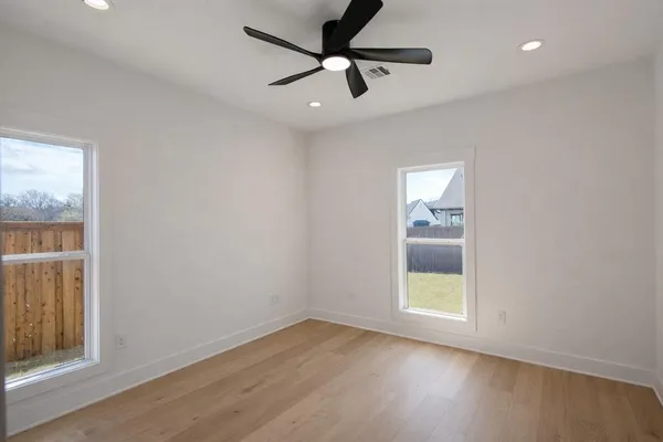 $577,655 | 2033 Nichole Boulevard, Pottsboro, TX 75076