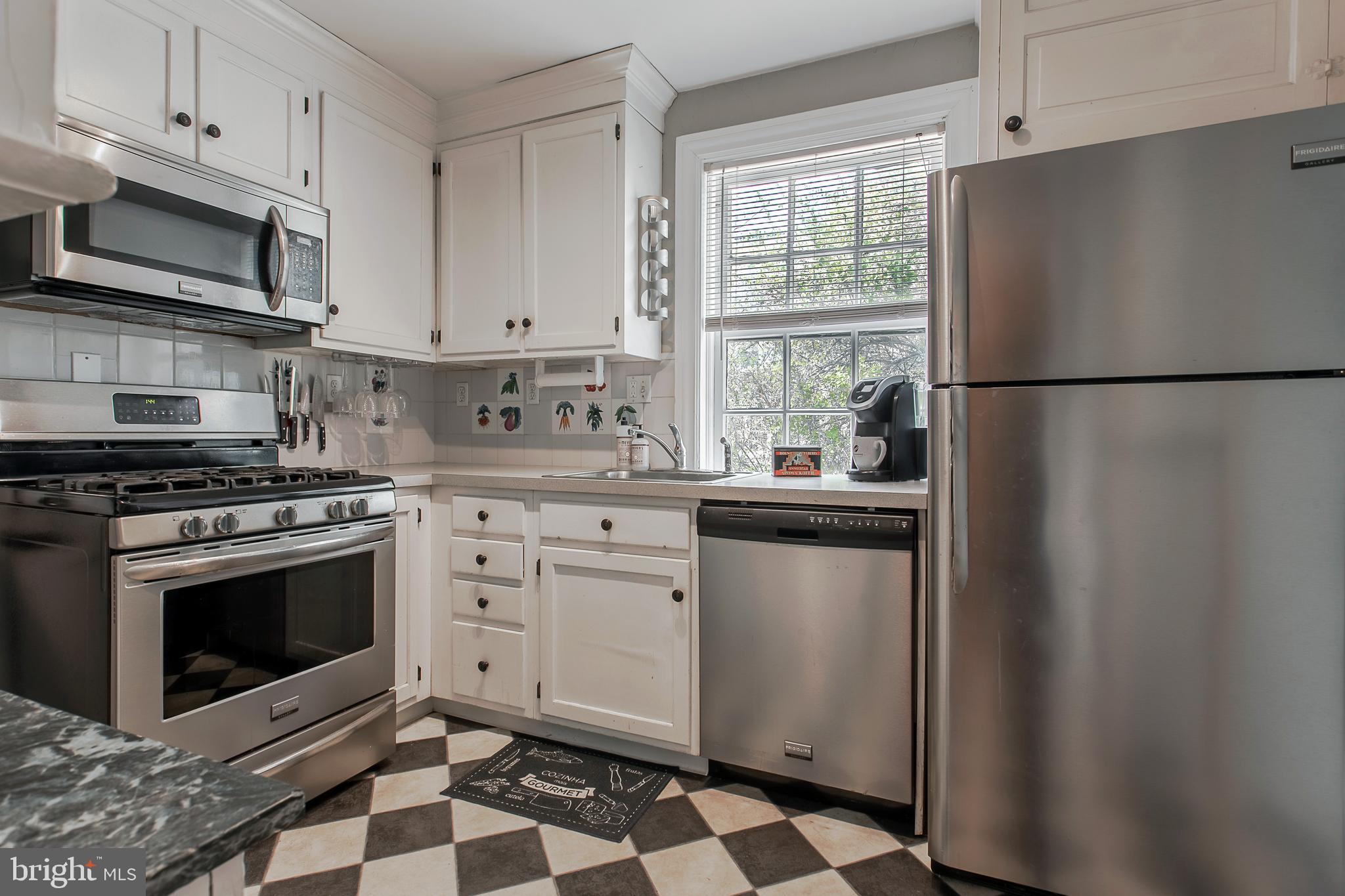 17 Shirley Road Narberth, PA 19072 - Photo 12 of 27 kitchen