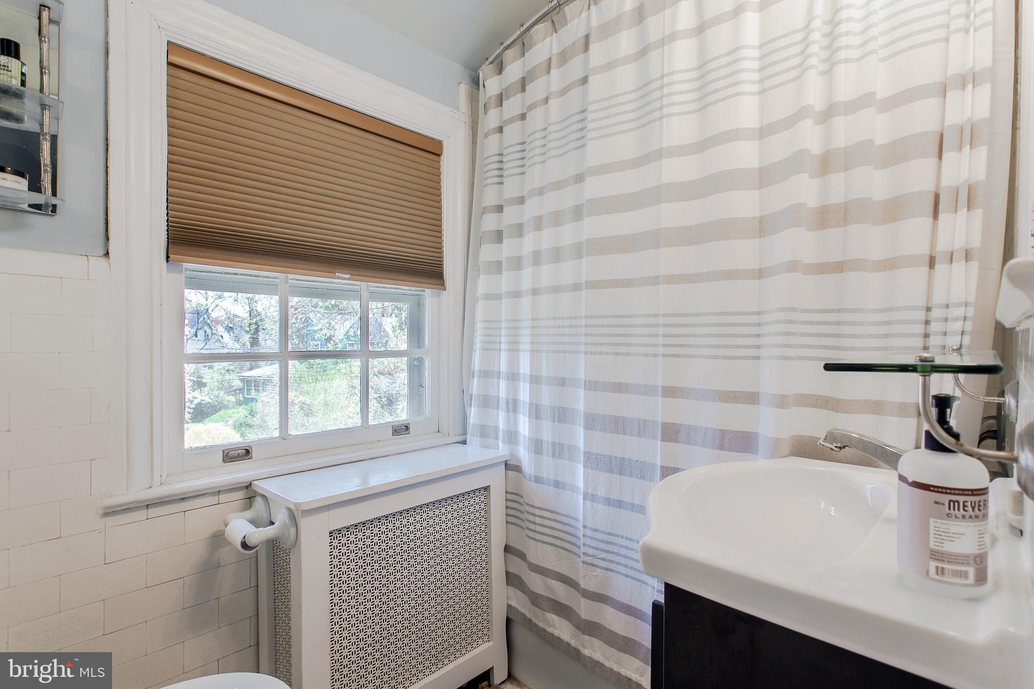 17 Shirley Road Narberth, PA 19072 - Photo 22 of 27 hall bath