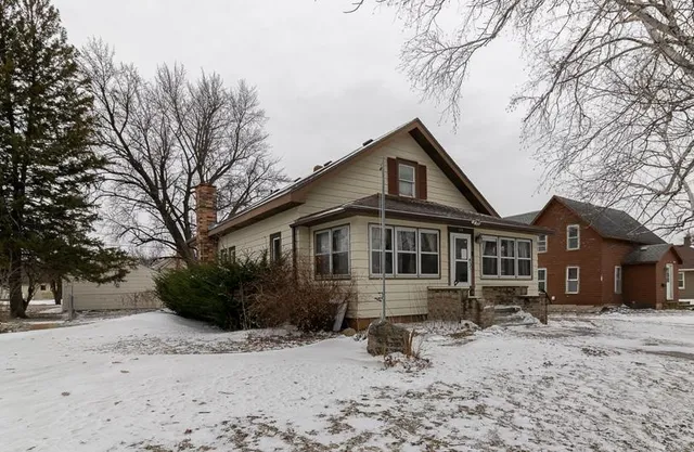 $137,900 | 138 1st Avenue Southwest, Winnebago, MN 56098