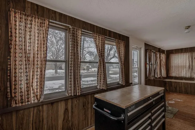 $137,900 | 138 1st Avenue Southwest, Winnebago, MN 56098