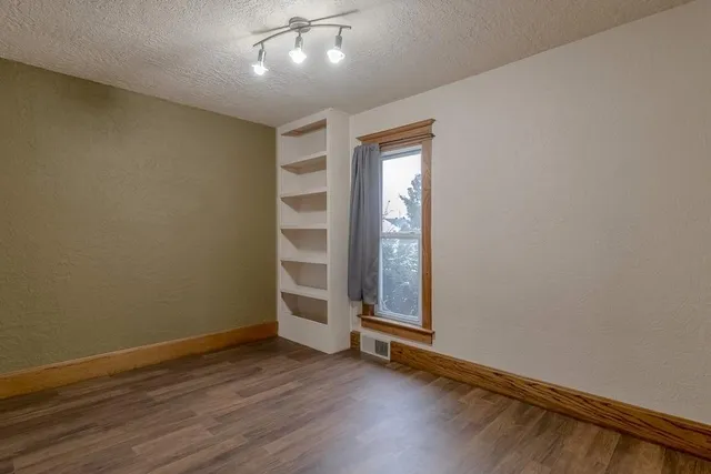 $137,900 | 138 1st Avenue Southwest, Winnebago, MN 56098