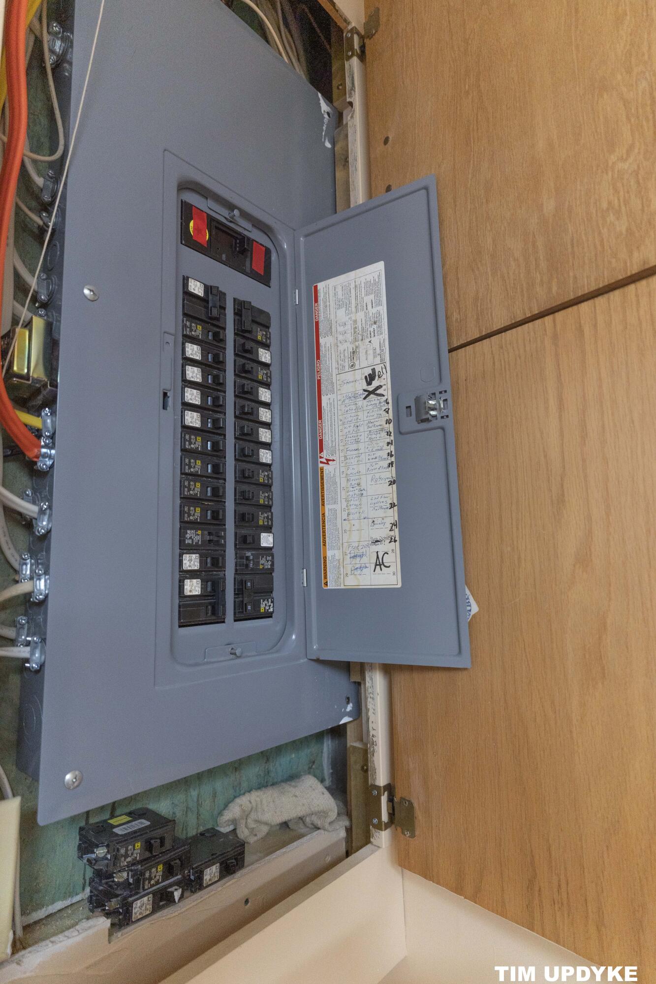 85 South Hilton Park Road Muskegon, MI 49442 - Photo 17 of 81 DSC01250