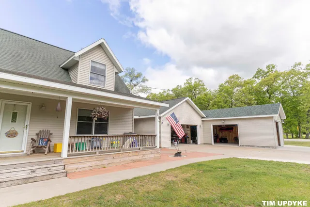 $381,000 | 85 South Hilton Park Road, Muskegon, MI 49442