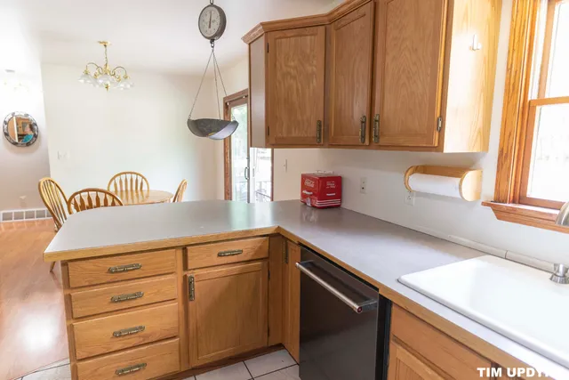 $381,000 | 85 South Hilton Park Road, Muskegon, MI 49442