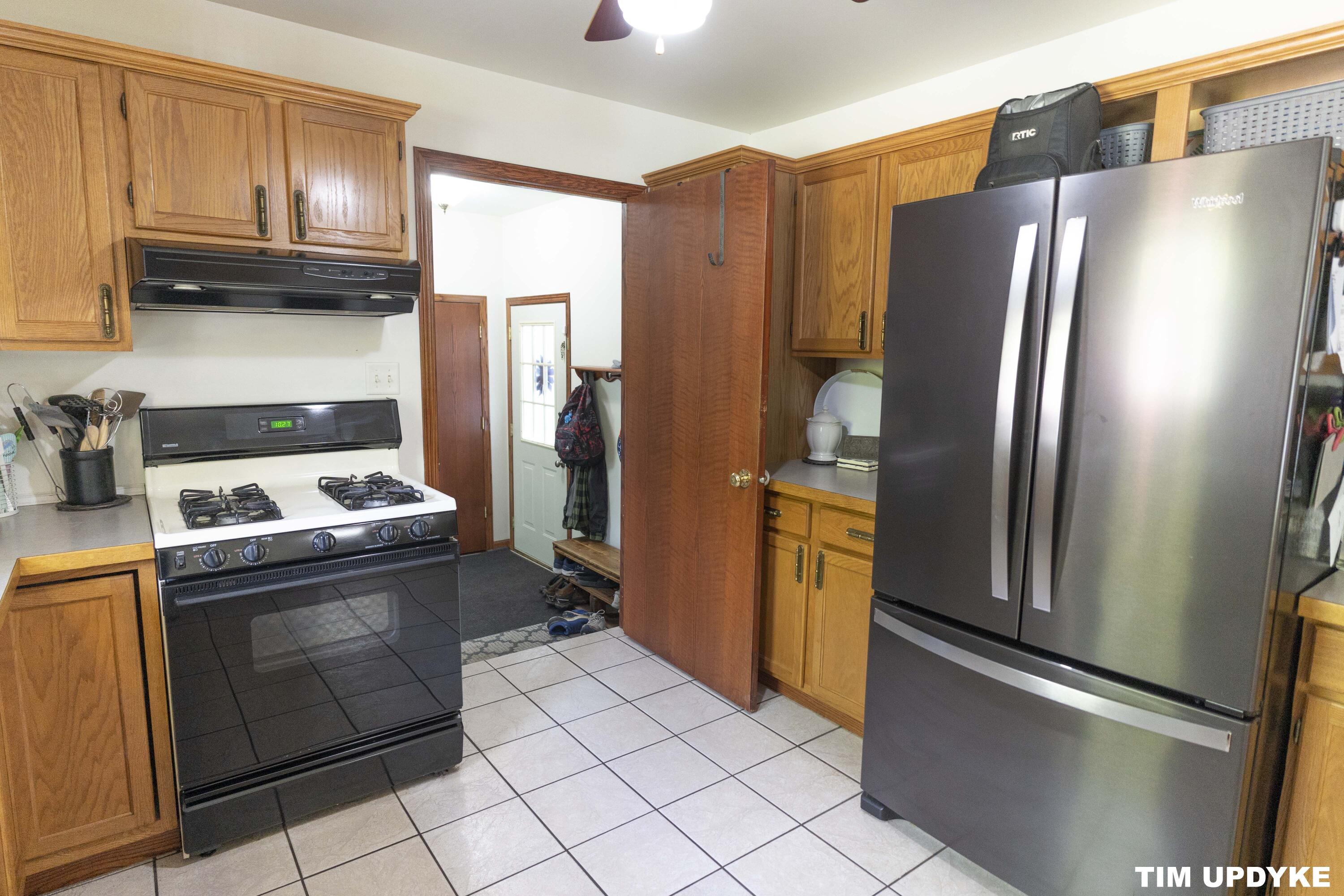 85 South Hilton Park Road Muskegon, MI 49442 - Photo 43 of 81 DSC01298