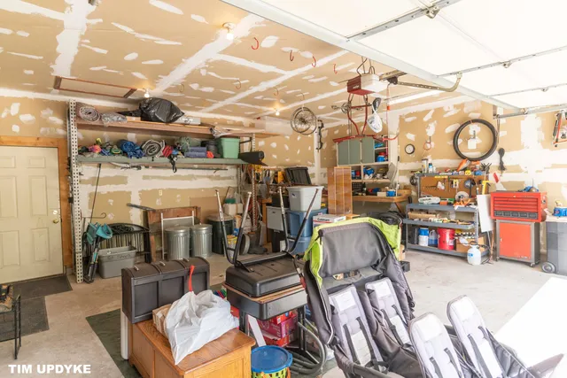 $381,000 | 85 South Hilton Park Road, Muskegon, MI 49442