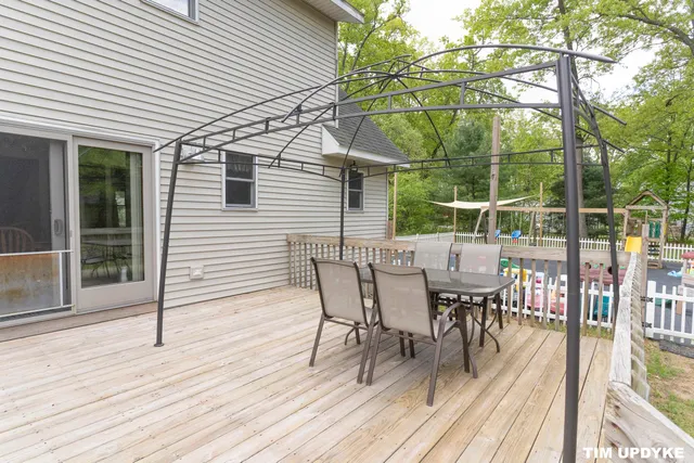 $381,000 | 85 South Hilton Park Road, Muskegon, MI 49442