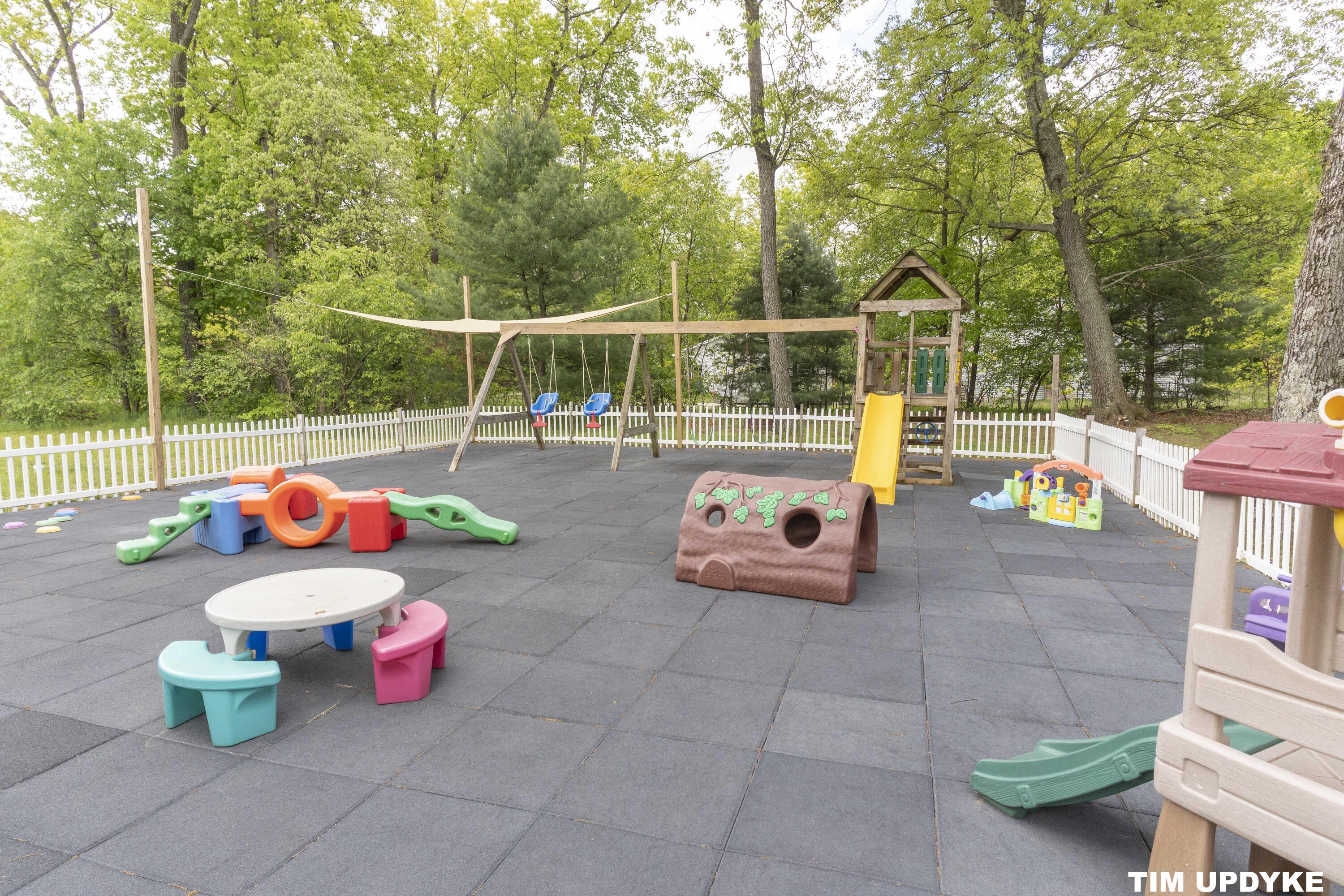 85 South Hilton Park Road Muskegon, MI 49442 - Photo 68 of 81 DSC01336