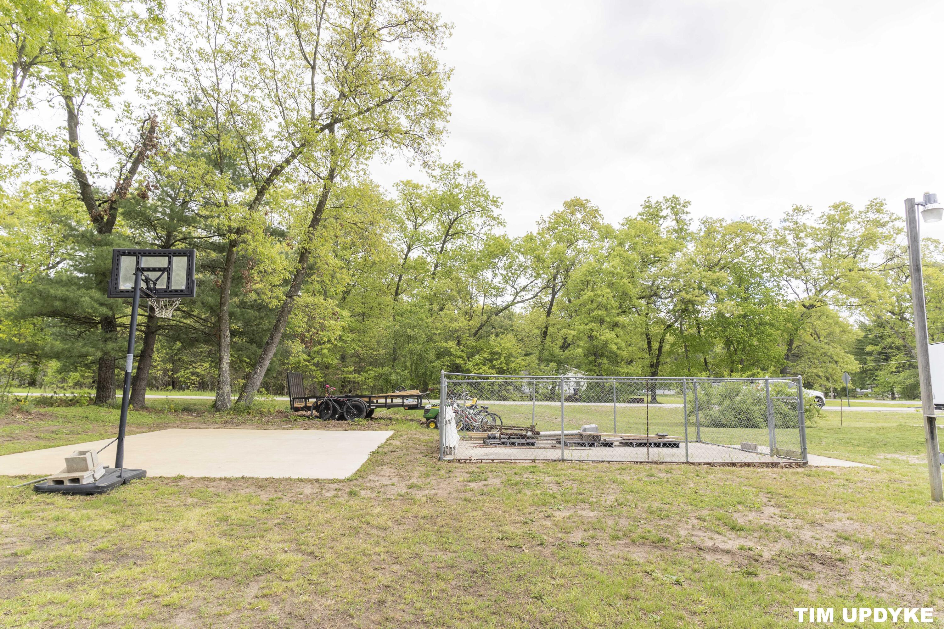 85 South Hilton Park Road Muskegon, MI 49442 - Photo 74 of 81 DSC01341