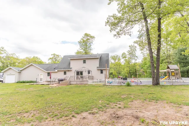 $381,000 | 85 South Hilton Park Road, Muskegon, MI 49442