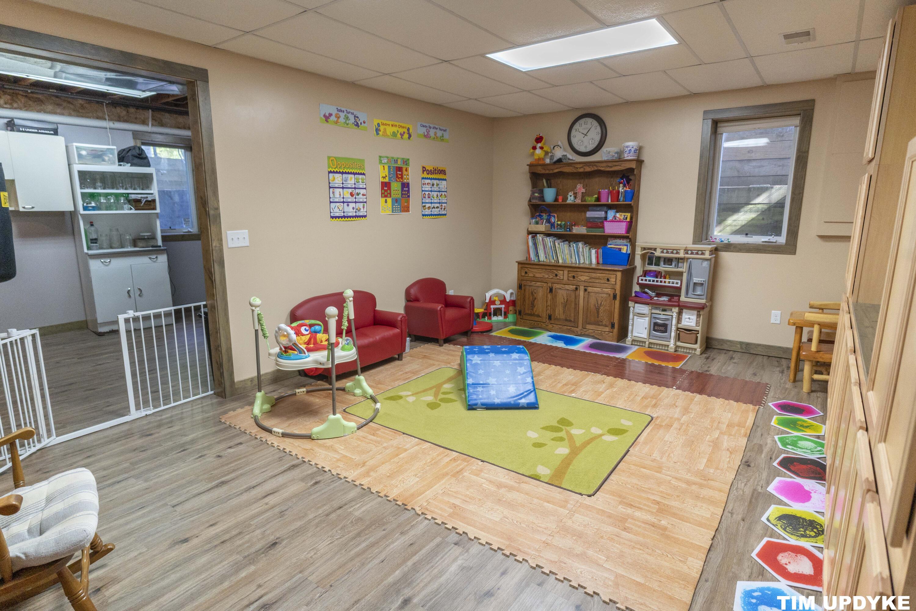 85 South Hilton Park Road Muskegon, MI 49442 - Photo 8 of 81 DSC01242