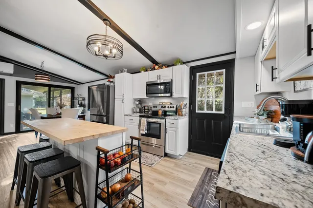 $314,900 | 2255 Winwood Drive, Appleton, WI 54915