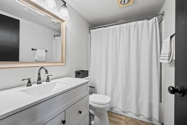 $314,900 | 2255 Winwood Drive, Appleton, WI 54915