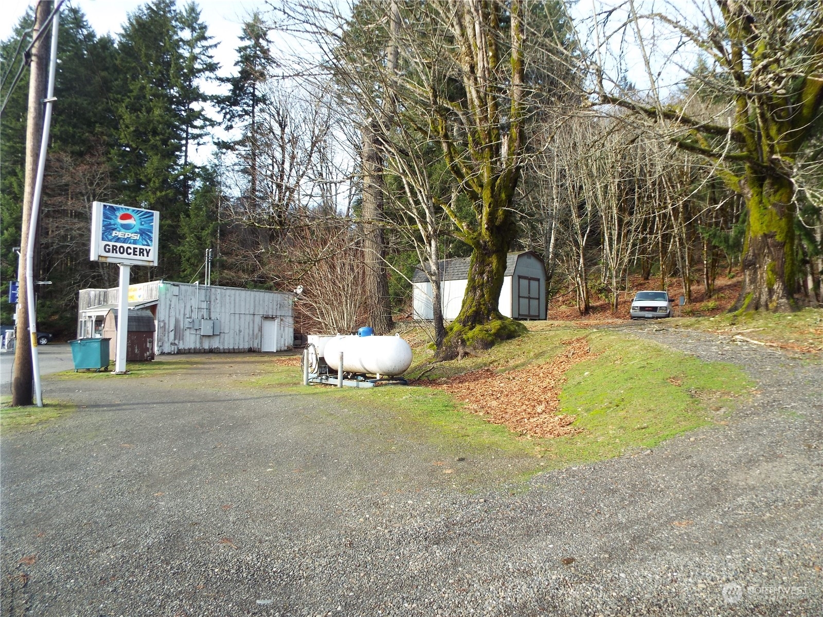 120 Wilson Road Northwest Olympia, WA 98502 - Photo 4 of 36 Gallery Image 4
