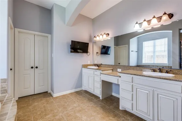 $635,000 | 7811 Glen Hollow Lane, Sachse, TX 75048