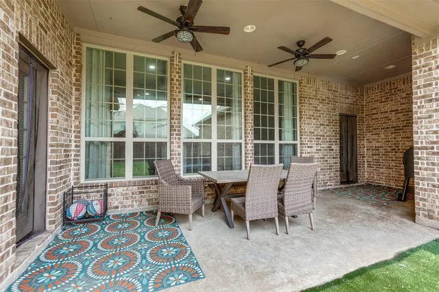 $635,000 | 7811 Glen Hollow Lane, Sachse, TX 75048